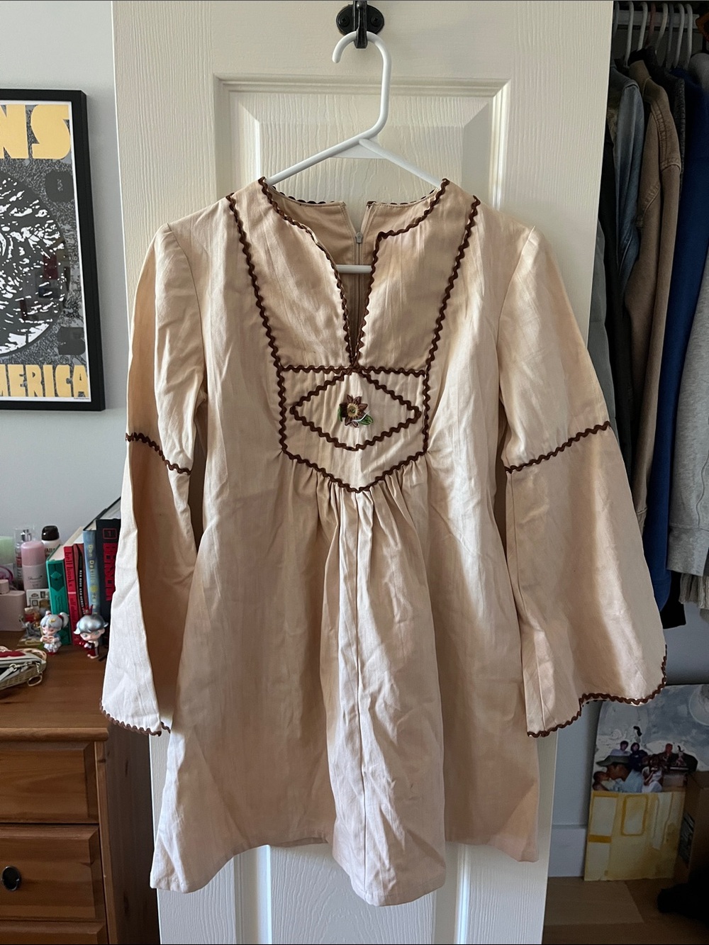 Vintage Beige Embroidered Dress with Floral Decal
